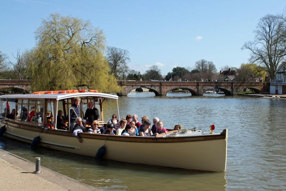 Stratford : Quirky Self-Guided Smartphone Heritage Walks - Admire Stratfords Tudor Architecture
