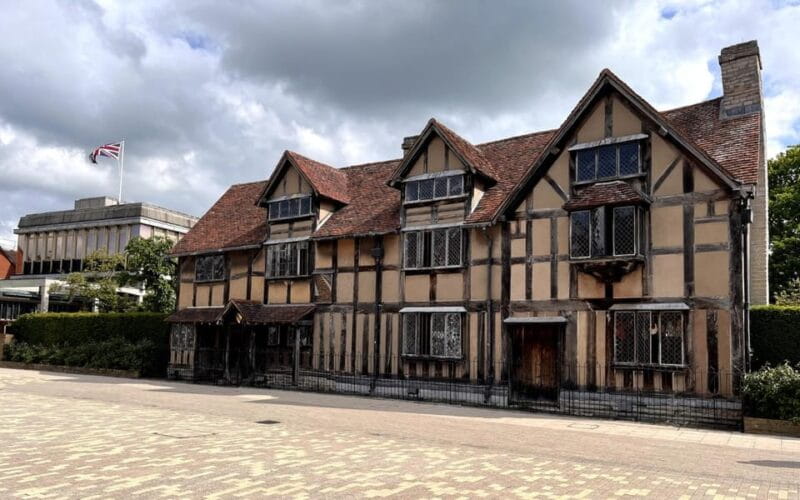 Stratford-upon-Avon: City Walking Tour & Exploration Game - FAQ