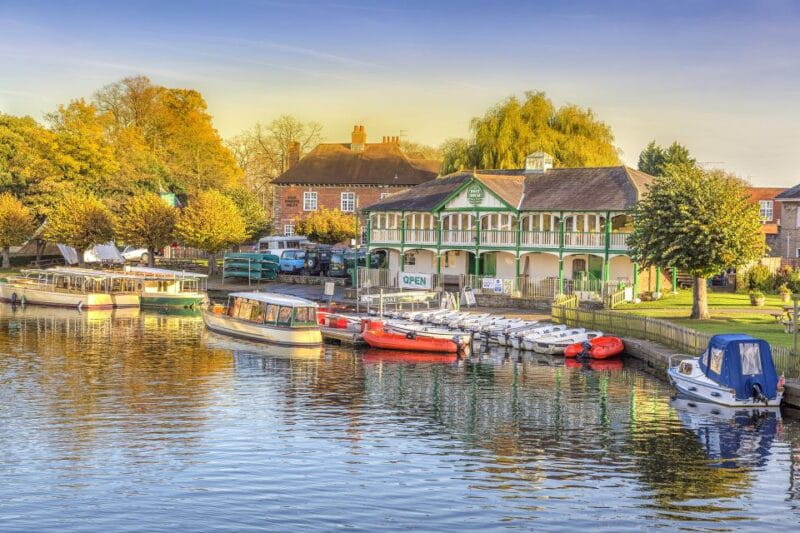 Stratford-Upon-Avon: The Famous Walk Talk Show - Practical Tips for Your Stratford Walk
