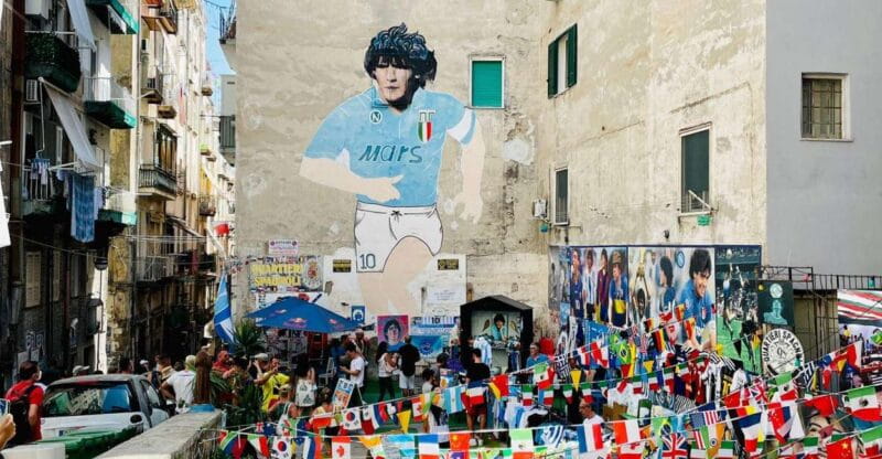 Street art tour of the Spanish Quarters & Maradona idol - Starting Point: Piazzetta Matilde Serao