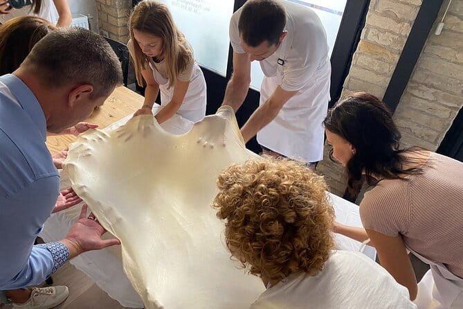 Stretched Strudel Making Class (2 different fillings) - Introducing the Stretched Strudel Making Class in Budapest