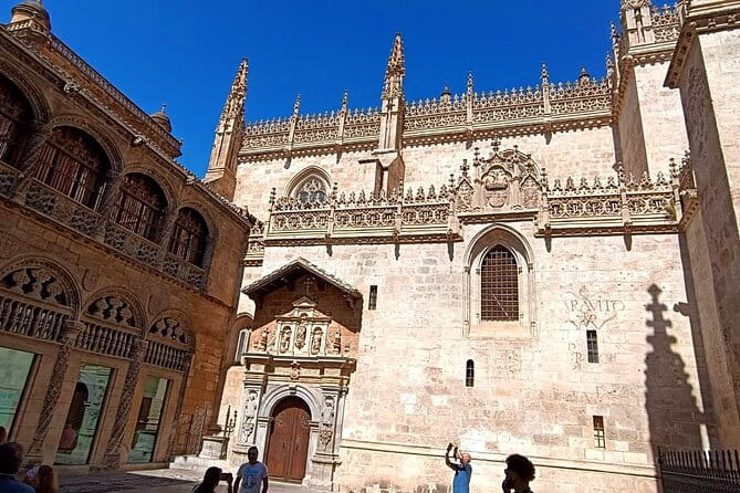 Stroll through Granada: historic center and Albayzín - Exploring Granada’s Heart: A Practical Guide to the Walking Tour