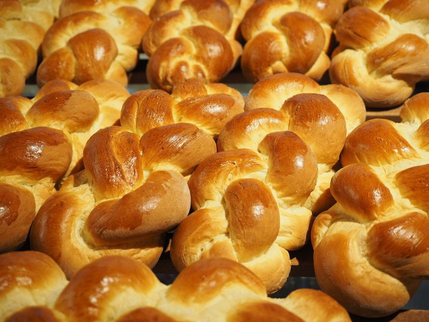 Stuttgart: Culinary Excursion Through Bad Cannstatt - Visiting the City Church