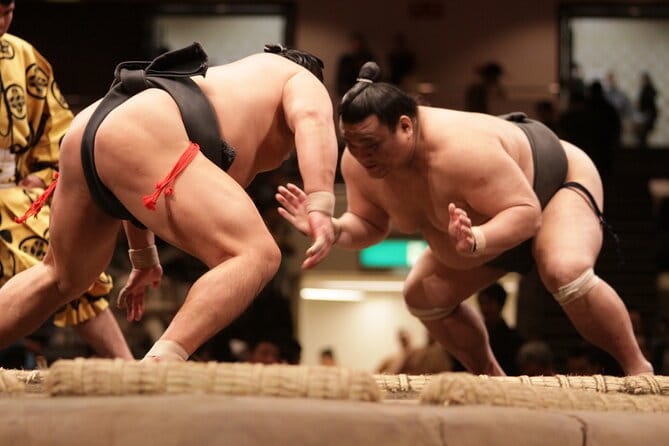 Sumo Wrestling Tournament A-Class Seat & Expert Guide | Osaka Mar - Meeting and Pickup Details