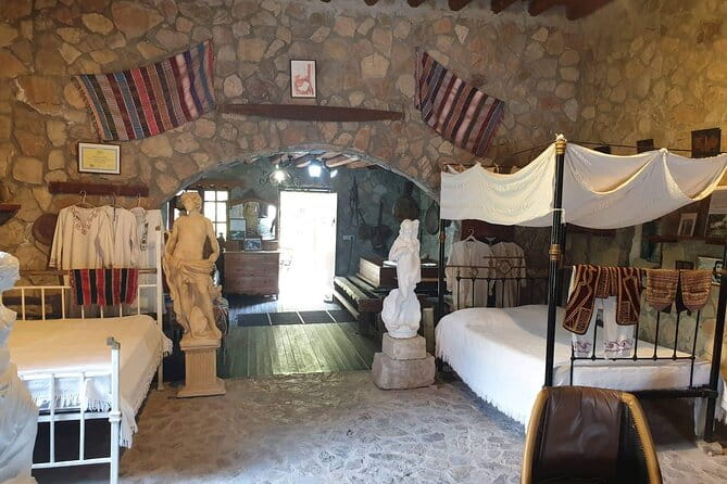 Sunday morning ride to Adonis Falls approx 3 hours - FAQ: Your Practical Questions Answered