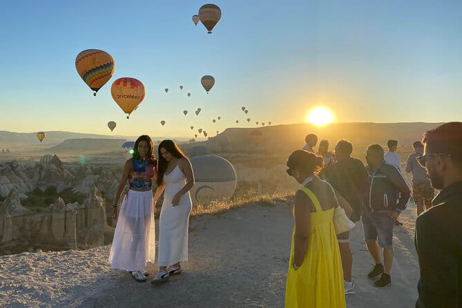 Sunrise Balloon Watching Tour with Photographer in Goreme - Price and Logistics: Understanding the Value