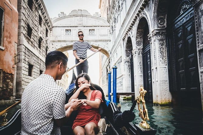 Sunrise Couple Photoshoot Tour - FAQ