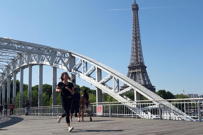 Sunrise Run & Sightseeing in Paris - Logistics and Meeting Details