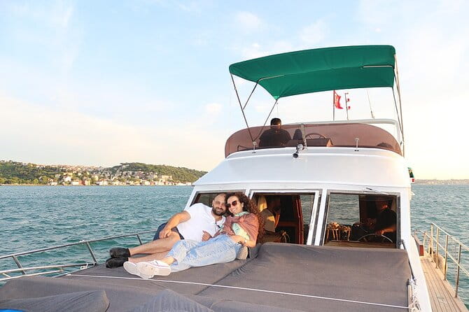 Sunset Bosphorus Yacht Tour in Istanbul - Why You Should Consider This Tour