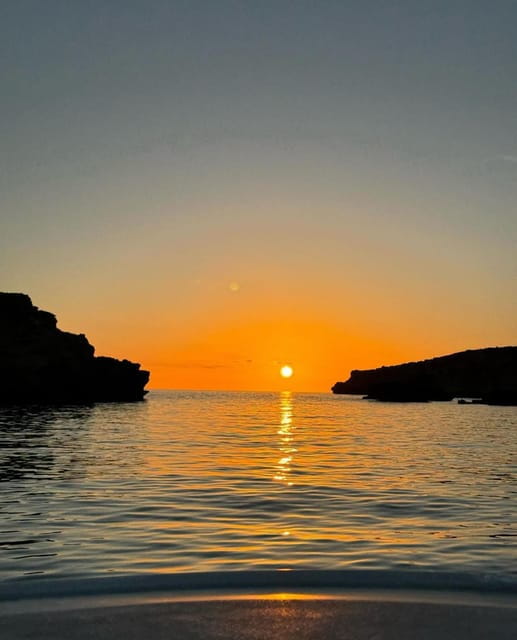 Sunset Comino Cruise & Swim Party! - FAQ