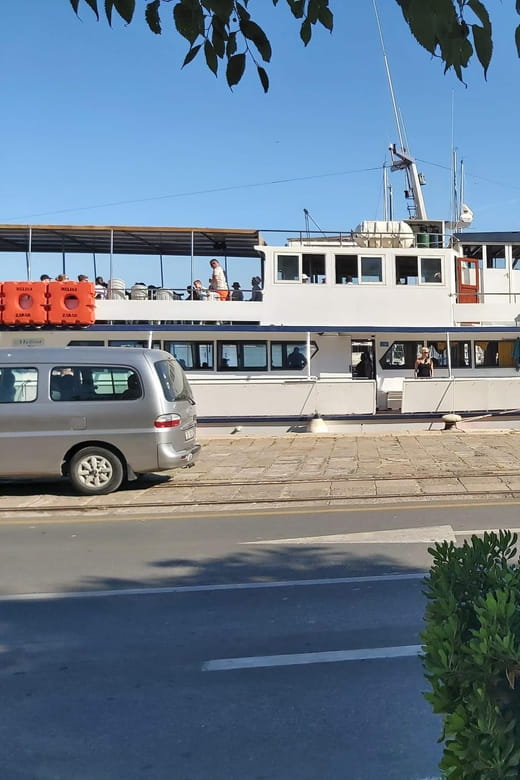 SUNSET DOLPHIN WATCHING BOAT TOUR - The Journey Begins: Meeting on the Waterfront