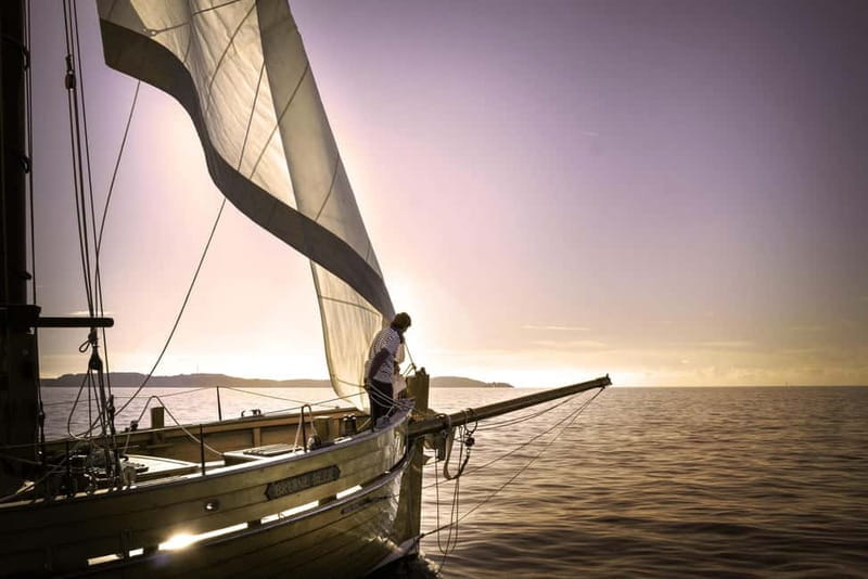Sunset evening in a Ketch in the Calanques du Frioul - Starting Point and Transportation