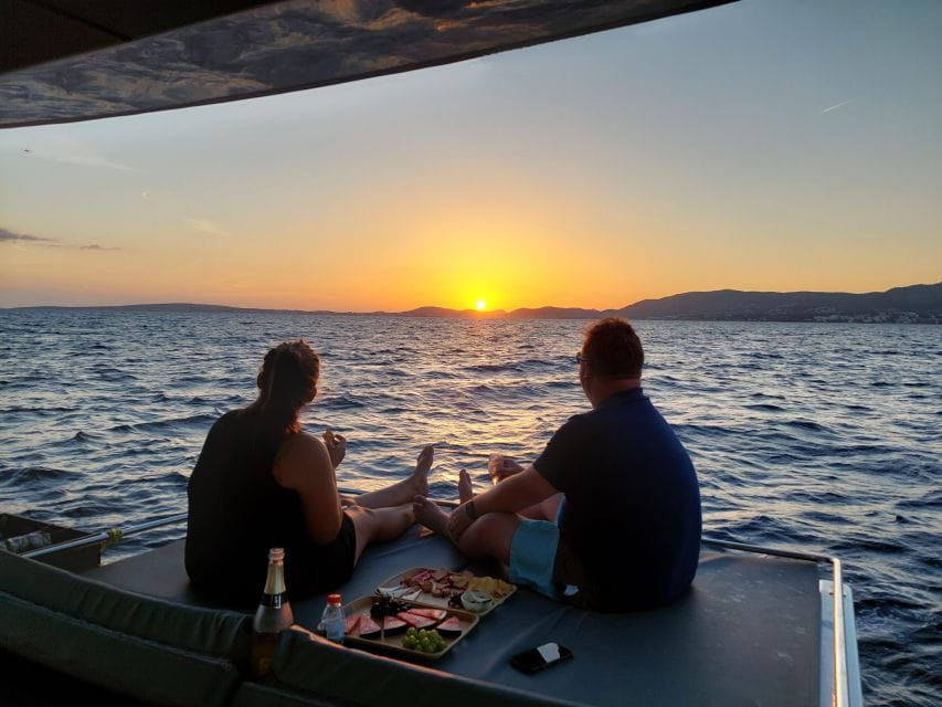 Sunset From the Middle of Palma Bay - Included and Excluded Items