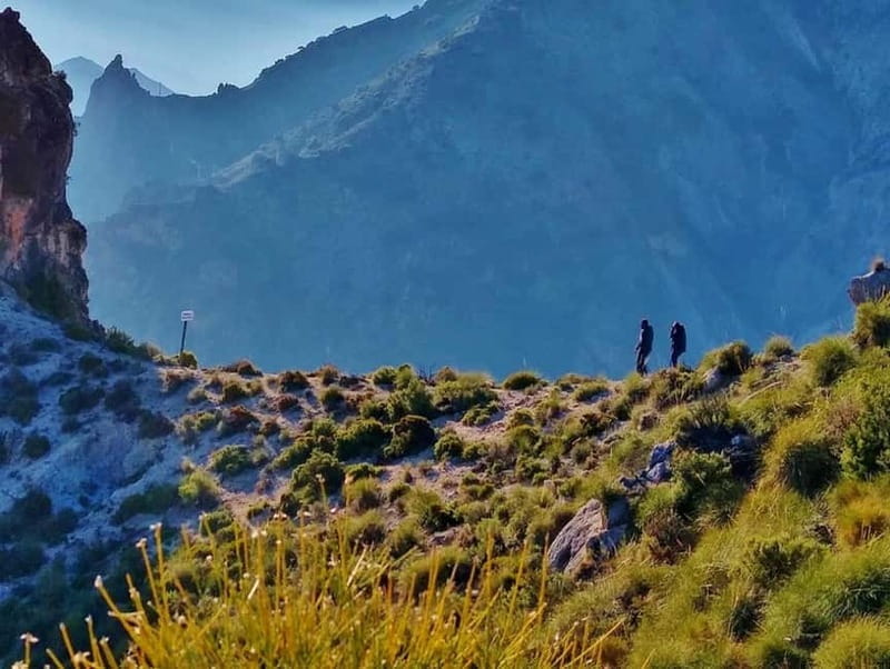 Sunset Hike & Summit Sierra Nevada with pup - FAQs