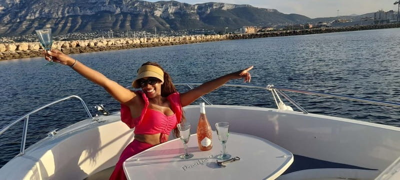 Sunset in Private Boat with wine, ibérico Gourmet 2 hours - Pricing and Logistics: Does It Match the Experience?