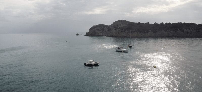 Sunset in Private Boat with wine, ibérico Gourmet 2 hours - Who Should Book This?