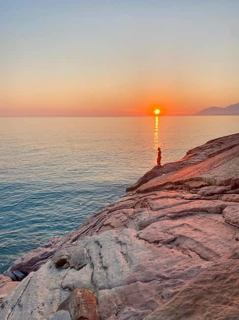 Sunset kayak/Sup tour - Lukova tiny caves and Secret beaches - Why This Tour Is Worth Considering