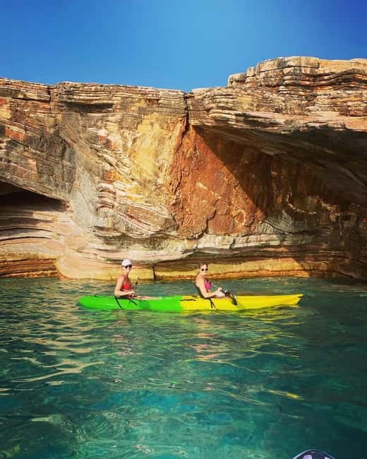Sunset kayak/Sup tour - Lukova tiny caves and Secret beaches - FAQ