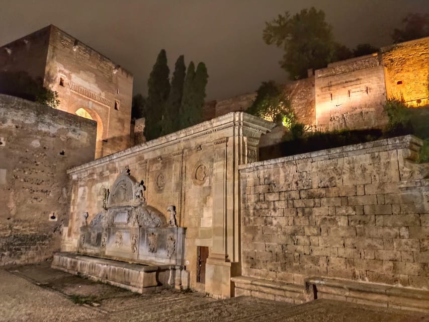 Sunset Legends of the Alhambra: Guided Tour in English - Booking Information