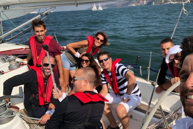 Sunset - Lisbon Cruise Tour - FAQ