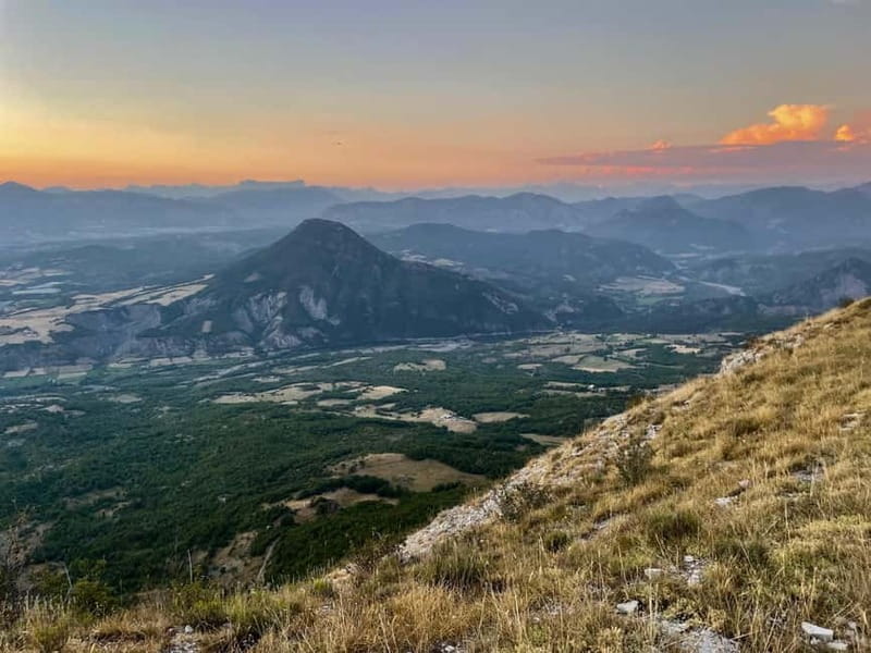 Sunset on Gâche mountain - Panoramic view of the Alps - Frequently Asked Questions