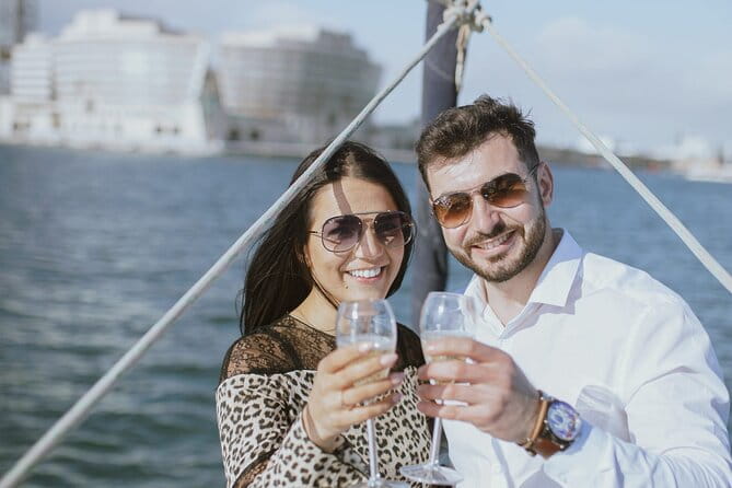 Sunset Sailboat Tour along the Coast with Open Bar - A Detailed Look at Barcelona’s Sunset Sailboat Tour