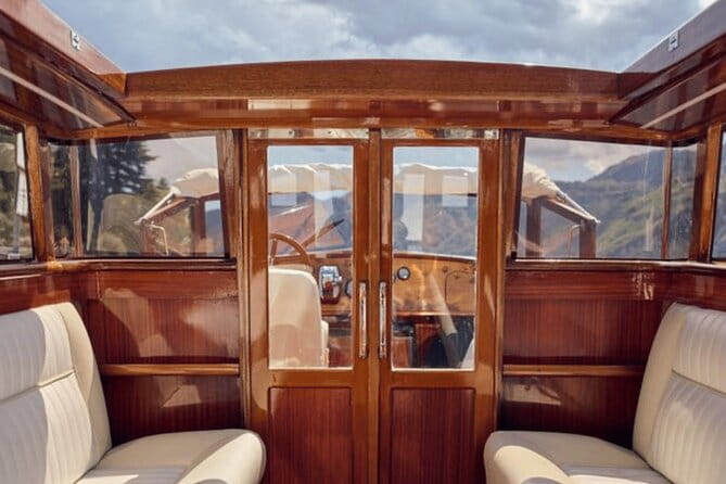 Sunset Shared Boat Tour with Aperitif from Varenna - Bellagio - Admiring the Villas and Villages: What Youll See