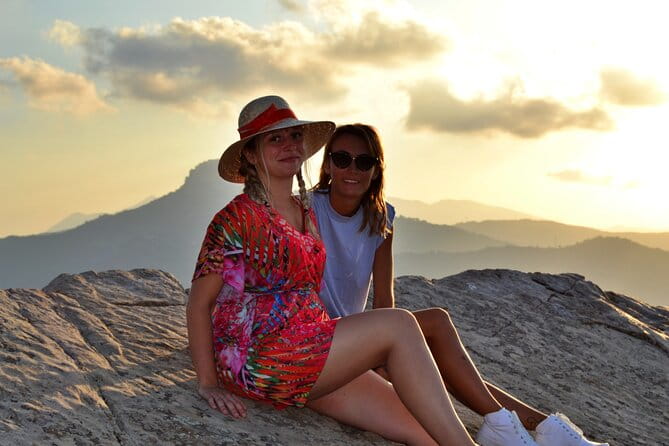 Sunset with BBQ jeep excursions - Key Points