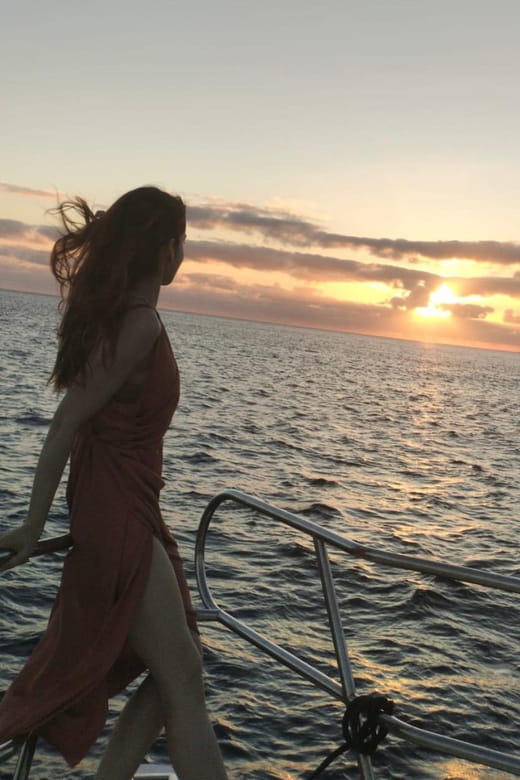 Sunset yacht tour with food and wine tasting. - FAQ