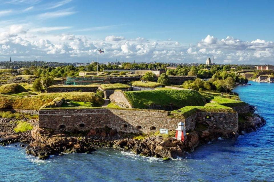 Suomenlinna: Private Tour With an Authorized Guide - Tour Duration and Languages