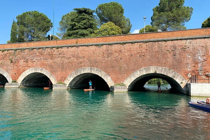 Sup experience with a ride to Peschiera del Garda Lake Garda - Key Points / Takeaways