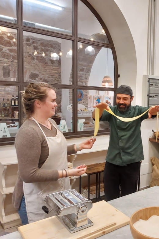 Super Fun Pasta and Gelato Cooking Class by the Vatican - Logistics and Practical Tips