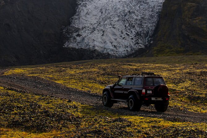 Super Jeep Private Tour at Thórsmörk - Rest and Refresh with Icelandic Snacks