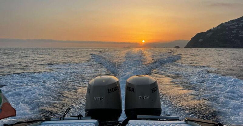 Surprise your other half with a fiery, romantic sunset - Who Will Love This Experience?