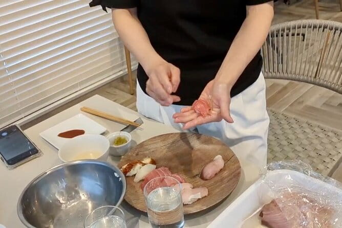Sushi Cooking Class by Matchaexperience Osaka - Sushi Making Experience