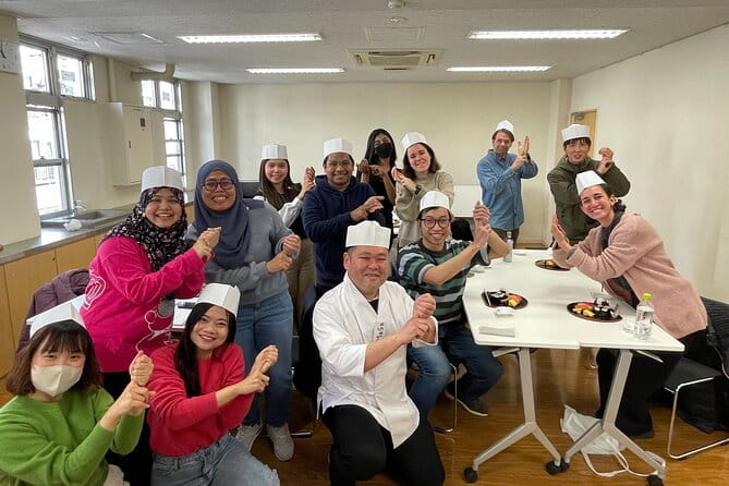 Sushi Making Class in Tsukiji Fish Market With Pro Sushi Chef - Key Points