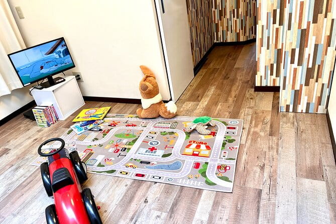 Sushi & Sake Tasting Cooking Class + Local Supermarket Visit - Amenities and Accessibility