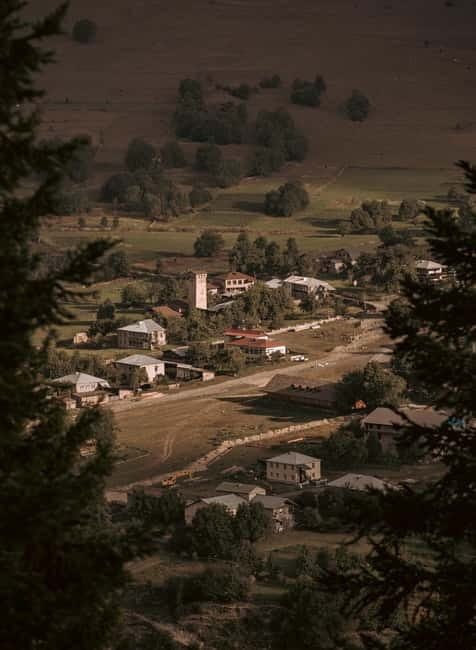 Svaneti: a trip to medieval villages and picturesque nature. - Logistics and Comfort
