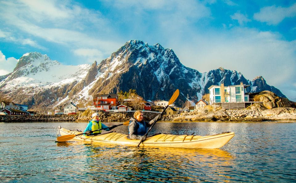 Svolvaer: 2-Hour Winter Kayaking Adventure - Key Points