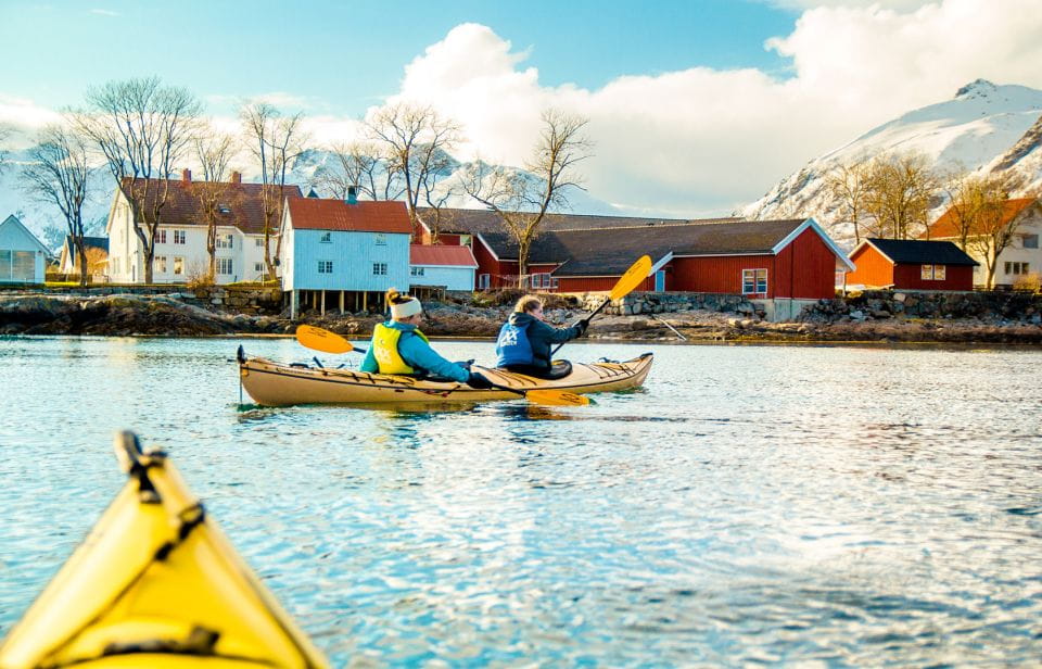 Svolvaer: 2-Hour Winter Kayaking Adventure - Activity Details and Inclusions