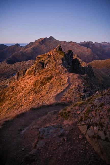 Svolvær: Guided Hike with Snacks - Discovering Lofoten’s Rugged Beauty with a Guided Hike from Svolvær
