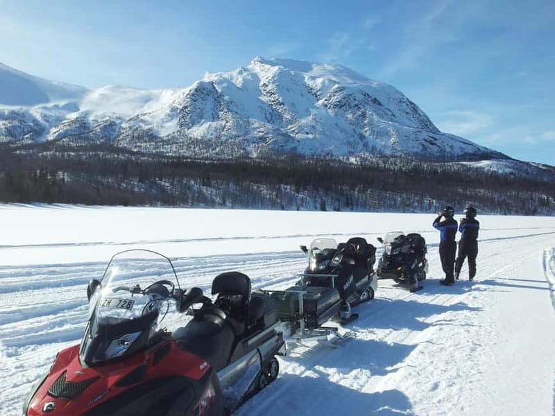 Swedish Lapland: Snowmobile safari - Sami-Inspired Lunch and Coffee Break