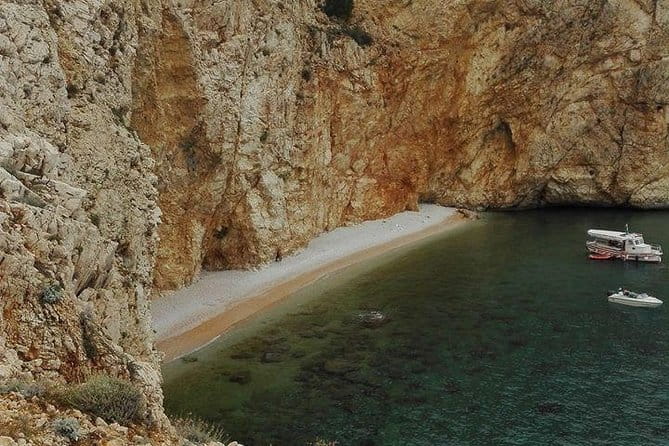 Swimming and Snorkeling on Wild bays with Captain Bobo - FAQ