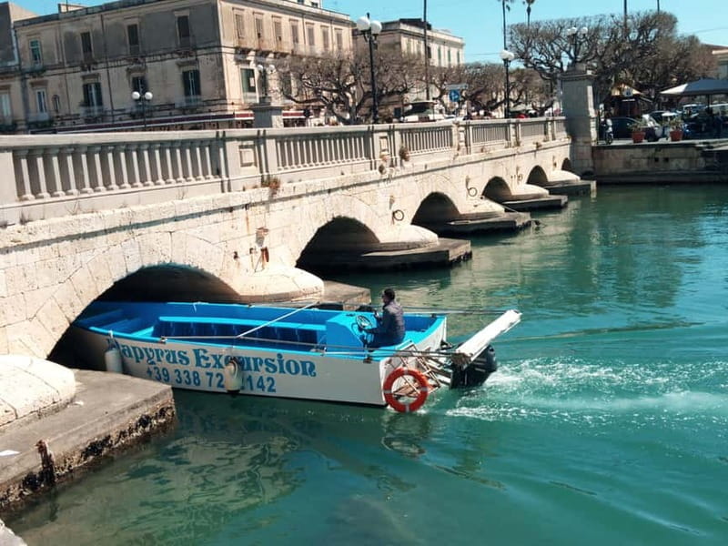 Syracuse: boat tour of the sea caves and Ortigia, Papyrus Excursion - A Close Look at the Syracuse Boat Tour Experience