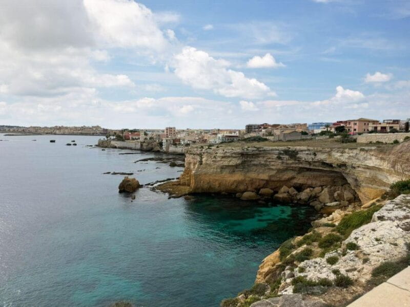Syracuse: Guided Bike Tour at Ortigia Island - Detailed Breakdown of the Itinerary
