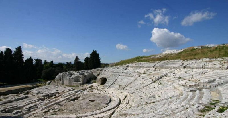 Syracuse: Neapolis and Greek Theater guided tour - FAQ