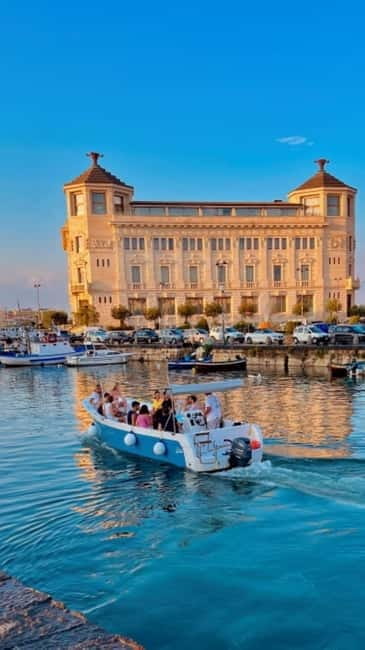 Syracuse: Ortigia Island and Sea Caves Boat Tour with Drinks - Logistics and Practical Tips