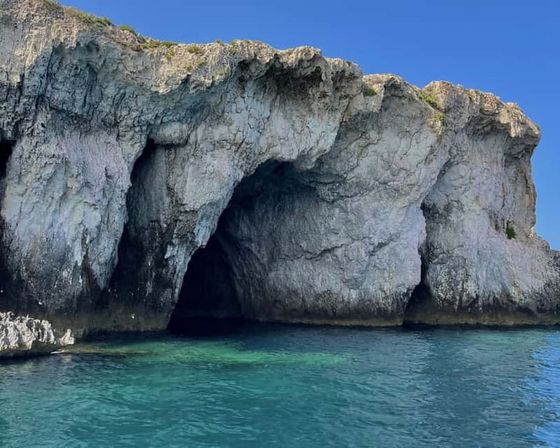 Syracuse: Ortigia Island and Sea Caves Boat Tour with Drinks - Price and Value