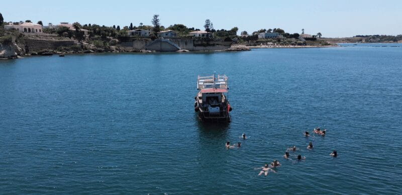 Syracuse: Private tour of the island of Ortigia with lunch - Highlights of the Private Ortigia Boat Tour