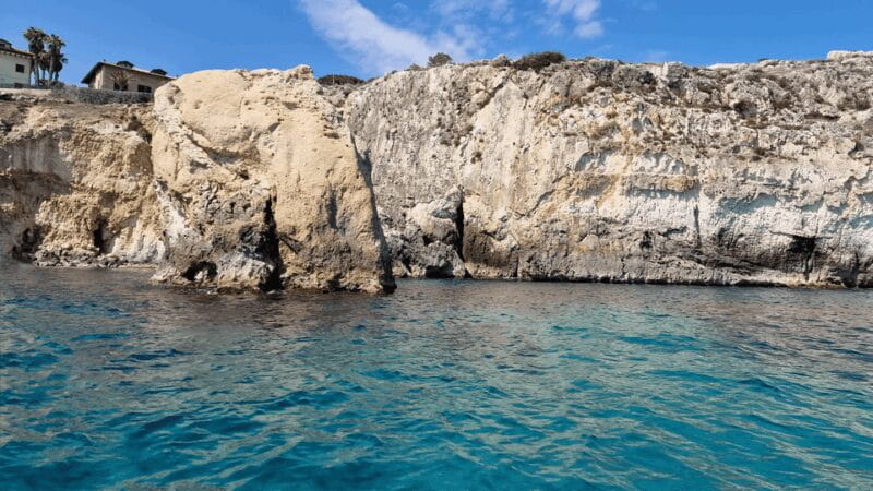 Syracuse:Snorkeling+Pillirina, Ortigia & sea caves boat tour - Snorkeling and Onboard Relaxation